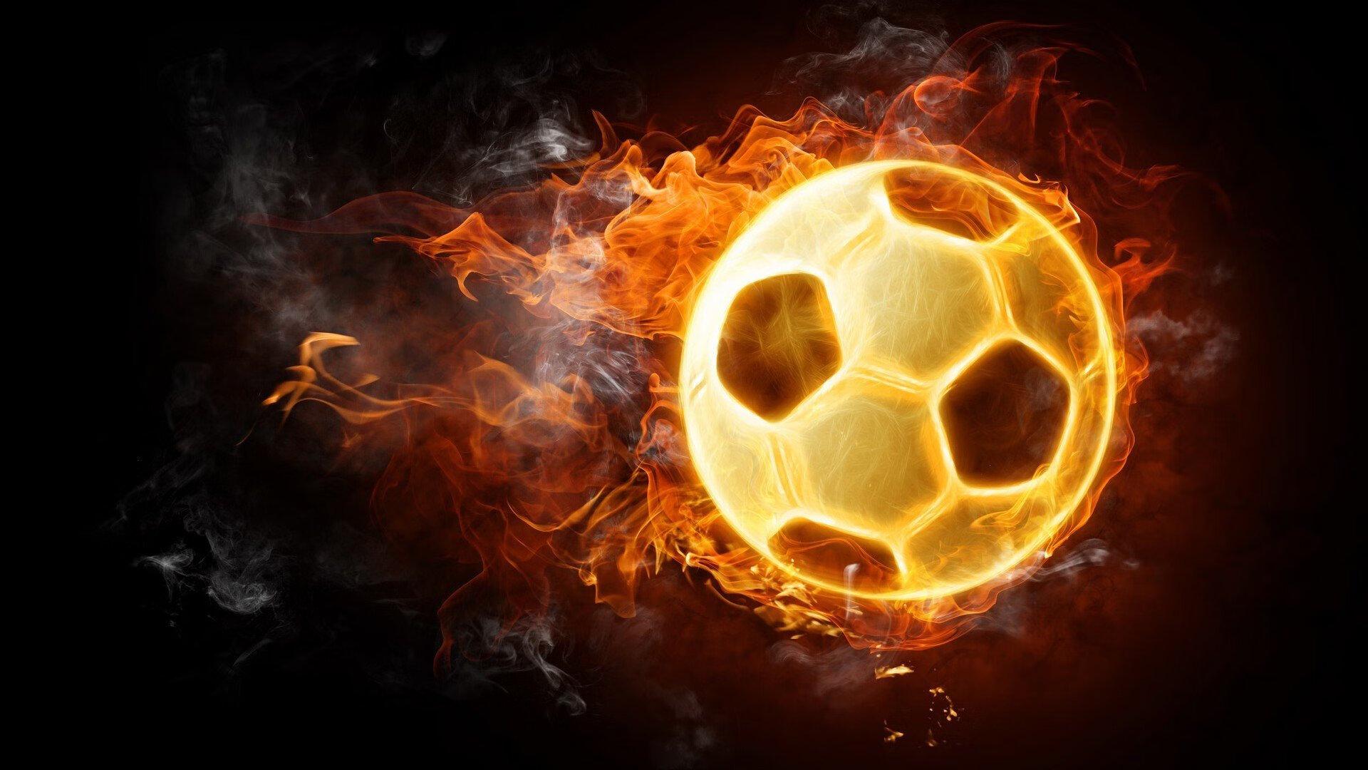 诺伊尔深情寄语，凯恩首冠荣耀共享，穆勒离别难掩不舍