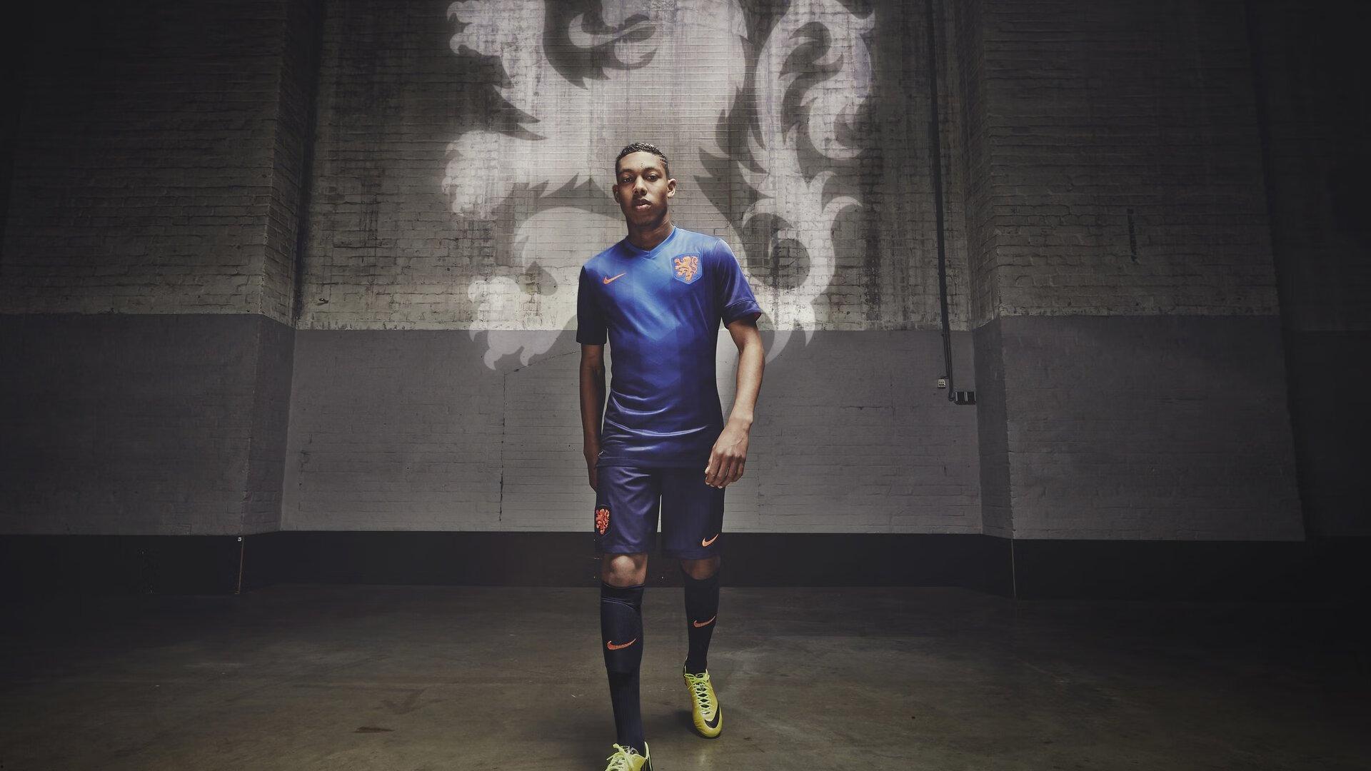 现场手记蓝衣军团绝境重生！意大利昂首挺进柏林巅峰之战